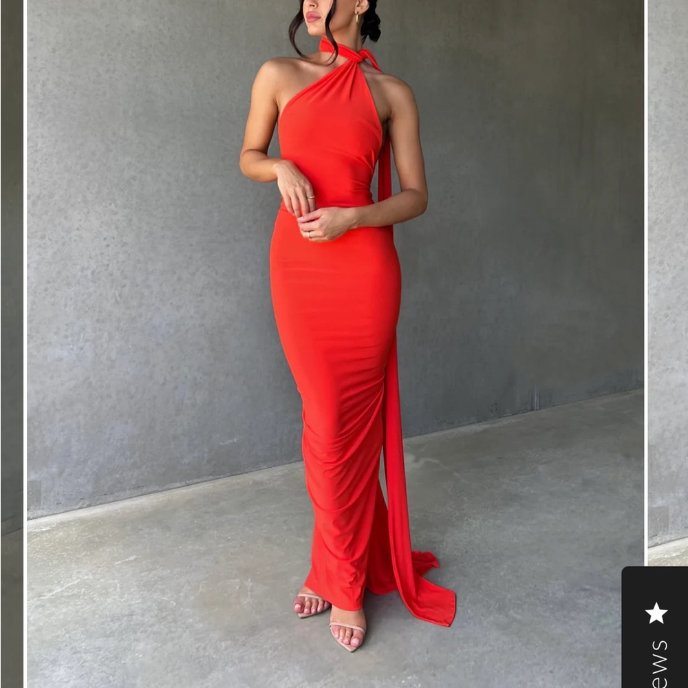 MELANI THE LABEL DRESS (BRAND NEW & NEVER WORN) Chic One Shoulder Red Dress
